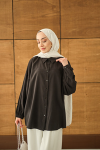 Biyeli Bel Bağlamalı Gömlek Siyah