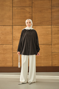 Biyeli Bel Bağlamalı Gömlek Siyah