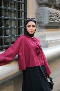 Biyeli Çicek Detaylı Gömlek Bordo