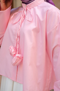 Biyeli Çicek Detaylı Gömlek Pembe