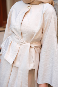 Bluzlu Etekli Takım Krem