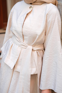 Bluzlu Etekli Takım  Krem