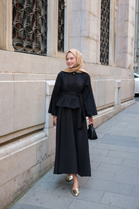 Bluzlu Etekli Takım Siyah