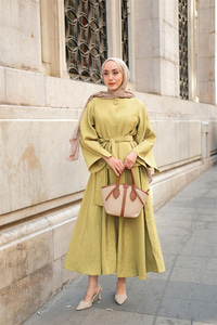 Bluzlu Etekli Takım Yağ Yeşil