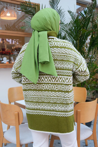 Boğaz Detay Desenli Triko Kazak  Fıstık Yeşil