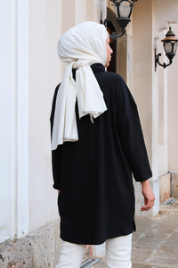 Boğazlı Düz Kesim Tunik Siyah