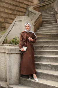 Bolero Detaylı Sıfır Kol Elbise Kahverengi