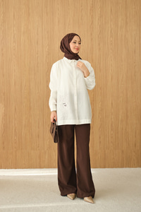 Boncuk Nakış Detaylı Gömlek Beyaz