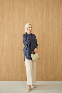 Boncuk Nakış Detaylı Gömlek Lacivert