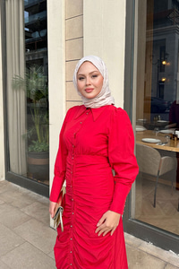 Boydan Düğmeli Önü Büzgü Detay Elbise Kırmızı