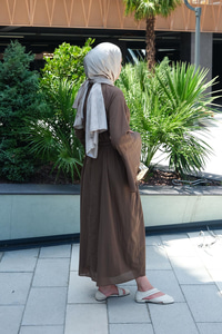 Boyun Bağcık Detay Bel Lastik Kemerli Elbise Kahverengi