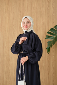 Boyun Bağlamalı Kemerli Elbise Lacivert