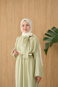 Boyun Bağlamalı Kemerli Elbise Su Yeşil