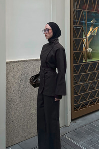 Boyun Düğme Detay Bel Bağlamalı Kot Takım Kahverengi