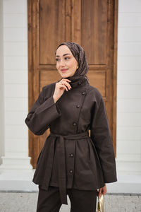 Boyun Düğme Detay Bel Bağlamalı Kot Takım Kahverengi