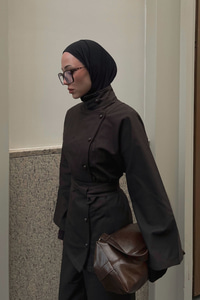 Boyun Düğme Detay Bel Bağlamalı Kot Takım Kahverengi