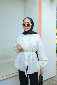 Brit Düğme Detaylı Gömlek Beyaz