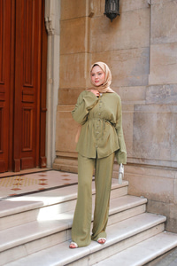 Brit Düğme Detaylı Keten Takım Yeşil