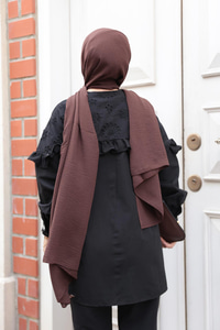 Brode Detay Taşlı Gömlek Siyah