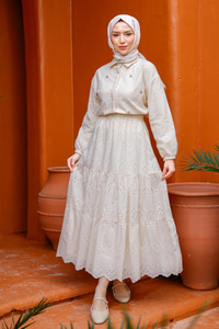 Brode Detaylı Taş İşlemeli İkili Takım  Krem