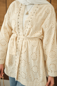 Brode Taş İşlemeli Kimono Krem
