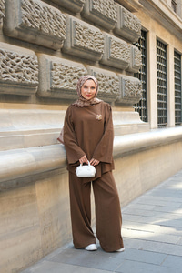 Broş Detay Jennıfer Takım Kahverengi