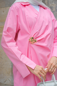 Broş Detay Poplin Gömlek Pembe