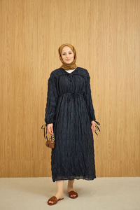 Büzgü Detay Bağcıklı Elbise Lacivert