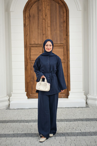 Büzgü Detay Bel Bağlamalı Takım Lacivert