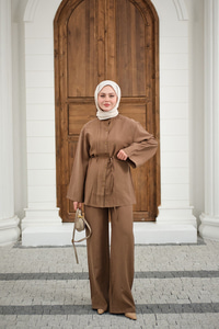 Büzgü Detay Bel Bağlamalı Takım Vizon