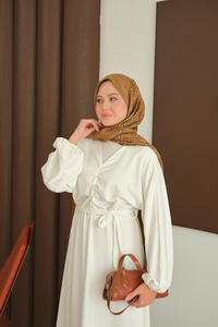 Büzgü Detay Elbise Ekru