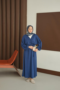 Büzgü Detay Elbise Saks Mavi