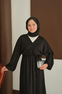 Büzgü Detay Elbise Siyah