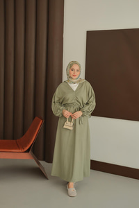 Büzgü Detay Elbise Yeşil