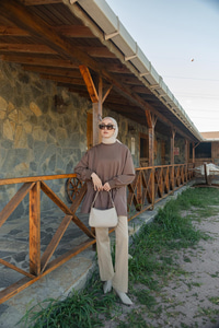 Büzgü Detay Garnili Sweatshirt Kahve