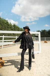 Büzgü Detay Garnili Sweatshirt Siyah