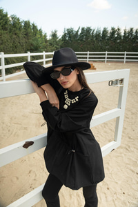 Büzgü Detay Garnili Sweatshirt Siyah