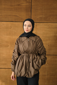 Büzgü Detay Paraşüt Ceket Kahverengi