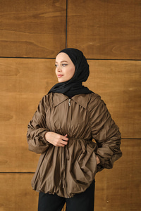 Büzgü Detay Paraşüt Ceket Kahverengi