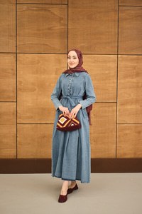 Büzgü Detay Yarım Düğmeli Bel Bağlamalı Kot Elbise Buz Mavi