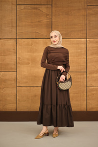 Büzgü Detaylı Sandy Poplin Elbise Kahverengi