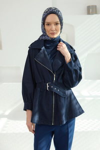 Büzgü Kemer Detaylı Jean Ceket Lacivert