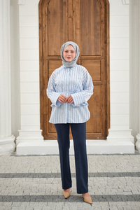 Büzgülü Bel Bağlamalı Çizgili Gömlek Bebe Mavi