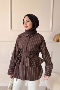 Büzgülü Bel Bağlamalı Çizgili Gömlek Kahverengi