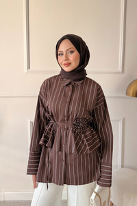 Büzgülü Bel Bağlamalı Çizgili Gömlek Kahverengi