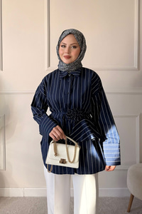 Büzgülü Bel Bağlamalı Çizgili Gömlek Lacivert