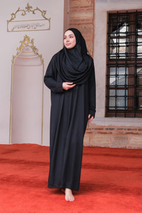 CANTALI TEK PARCA NAMAZ ELBISESI  SIYAH