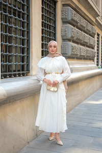 Çapraz Volanlı Vual Elbise Beyaz