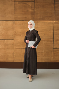 Çarpraz Fermuar Detaylı Dikiş Detay Etekli Takım Kahverengi