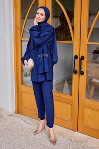 Cebi Taş Detaylı Takım Lacivert